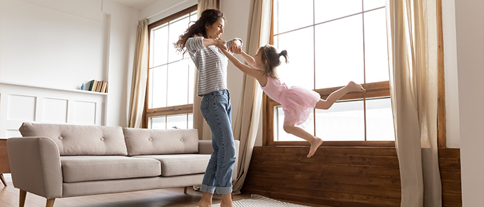 hammer_rebate_mother-child